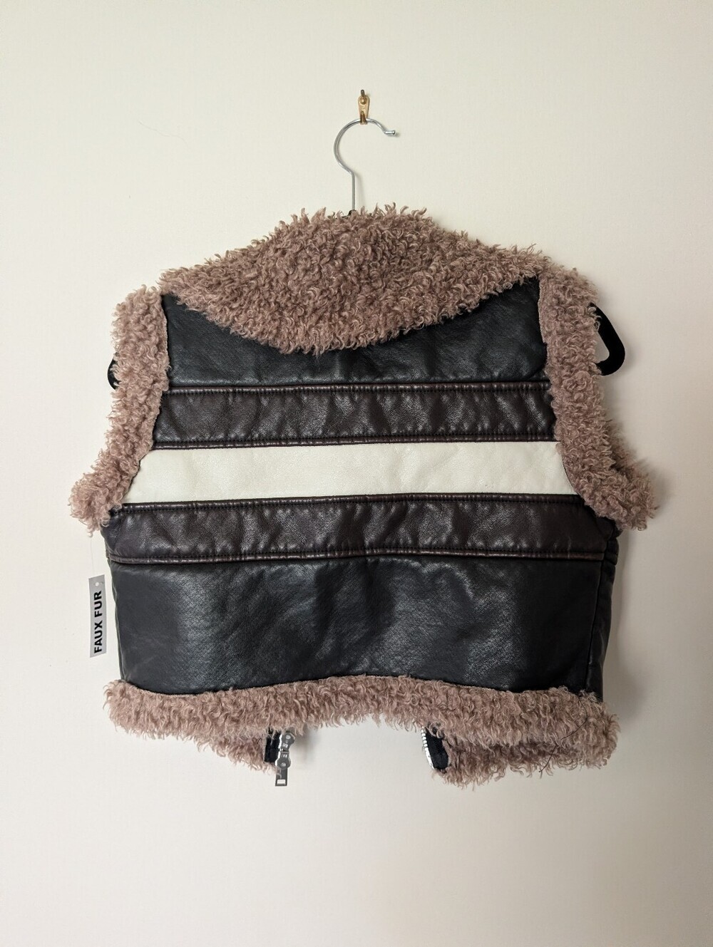 NWOT Cal1850 Faux Fur Trim Leather Vest with Cream Stripe - Picture 8 of 8